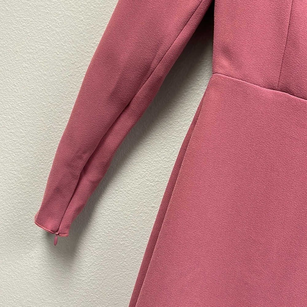Strong-Shoulder Bustier Stretch Crepe - Picture 9 of 12